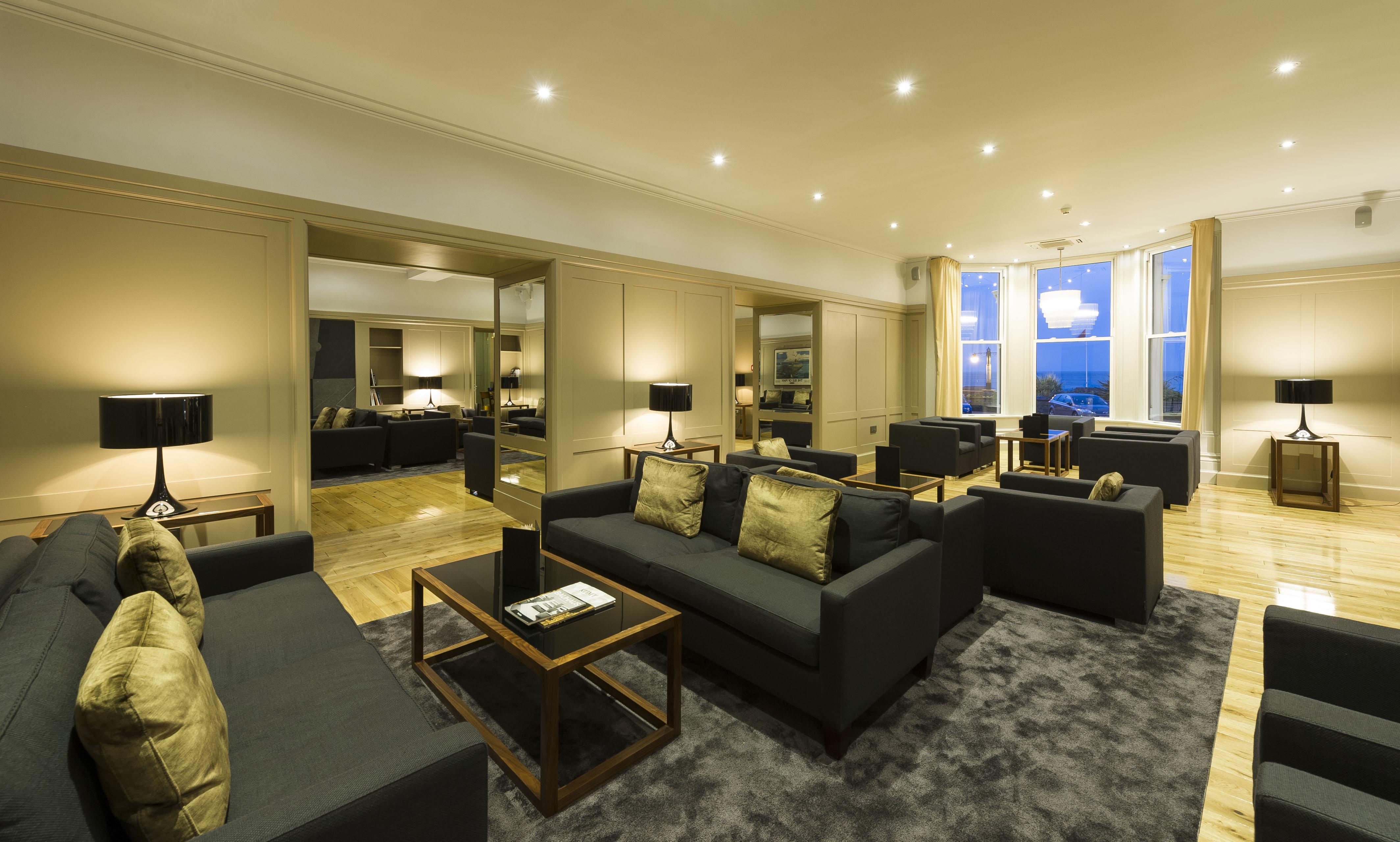 Claremont Hotel Douglas Esterno foto
