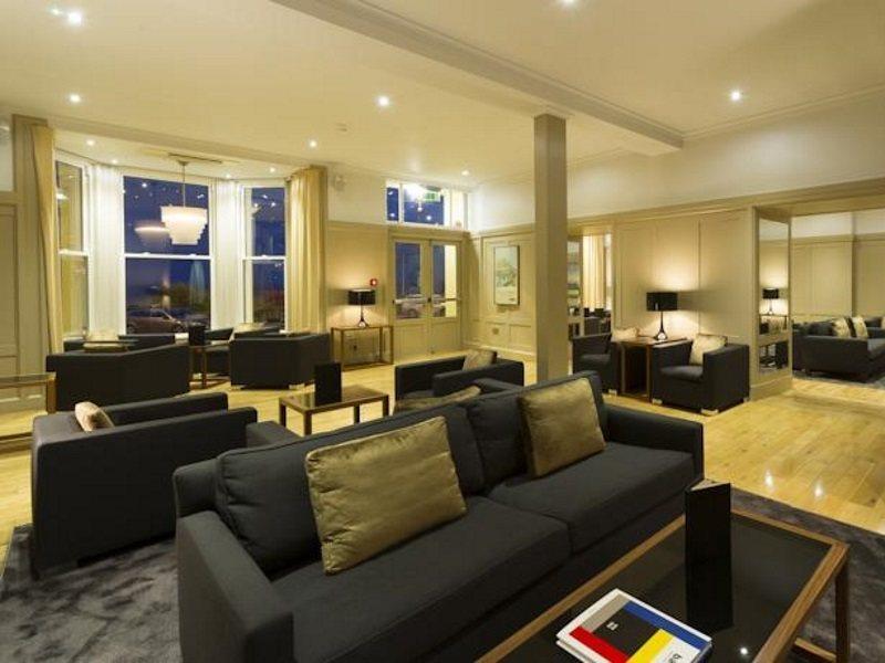 Claremont Hotel Douglas Esterno foto